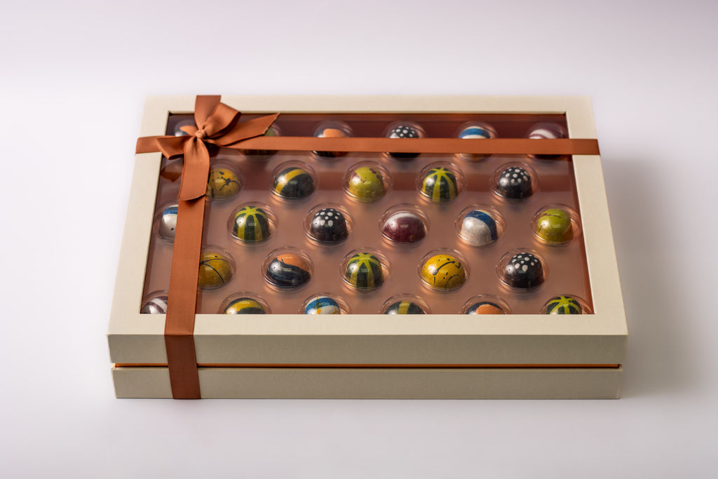Artisanal Pralines Gift Box - 28 pieces